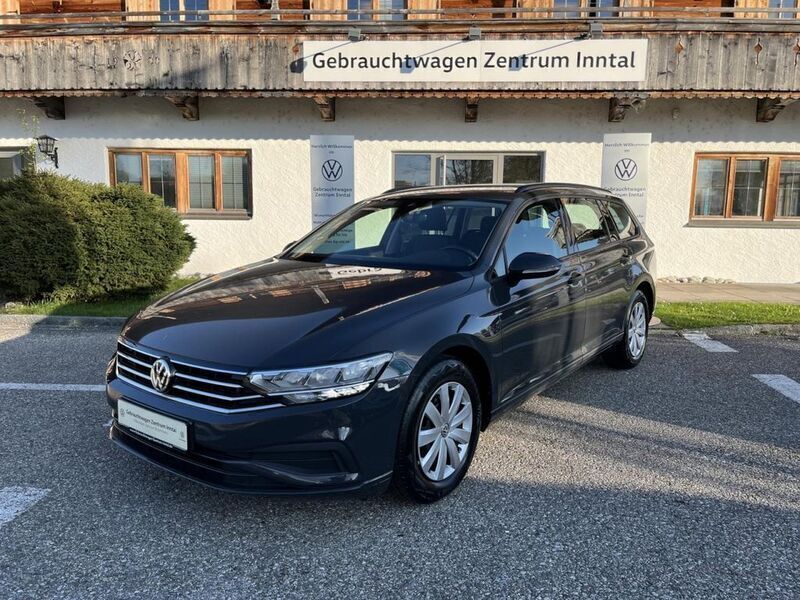 Gebraucht VW Passat Basis 150 PS (110 kW) 2020 Grau Kombi