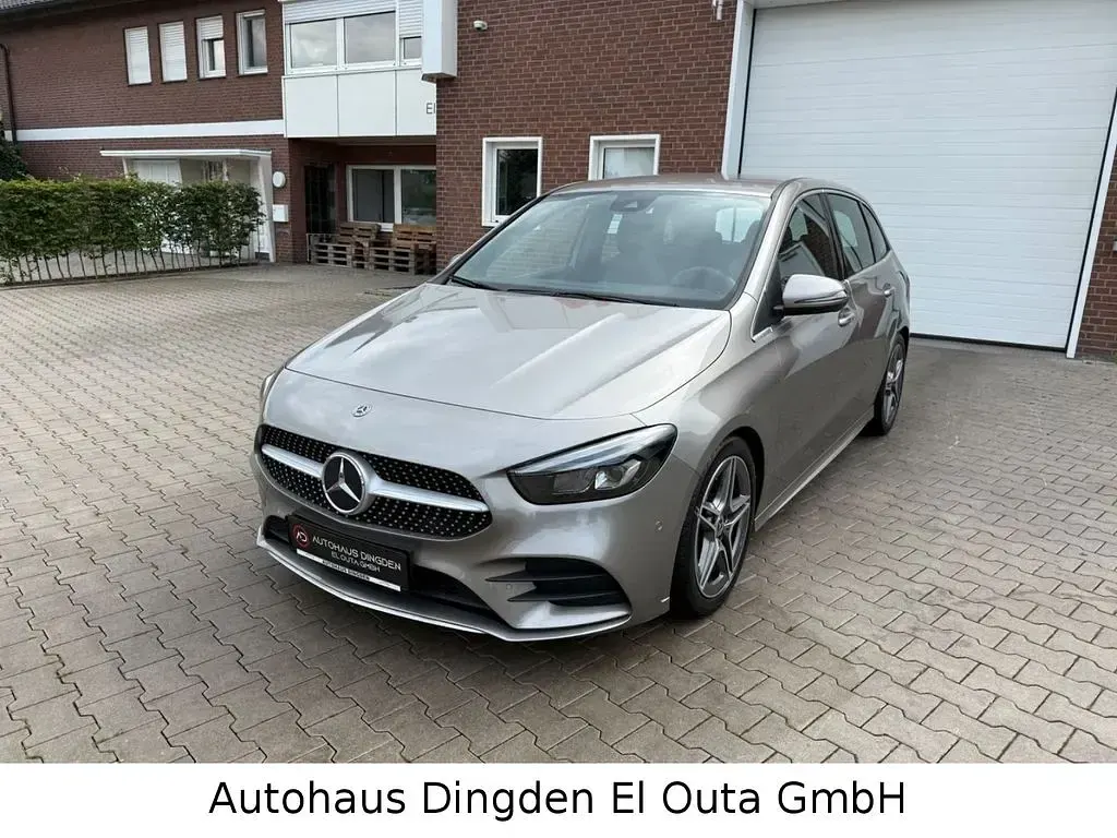 Gebraucht Mercedes 200 AMG line 150 PS (110 kW) 2020 Silber Limousine