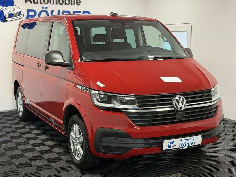 Gebraucht VW Multivan Edition 150 PS (110 kW) 2021 Kirschrot Van