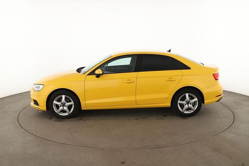 Gebraucht Audi A3 116 PS (85 kW) 2019 Gelb Limousine