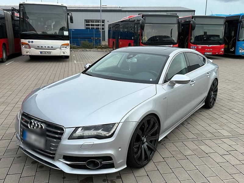 Silber Gebraucht 2013 Audi S7 Sportback Ambiente Kleinwagen | 28.599 € (Fairer Preis) - Bild 1/4