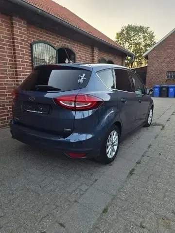 Gebraucht Ford C-MAX Titanium 125 PS (91 kW) 2019 Chrome blue Van / Kleinbus