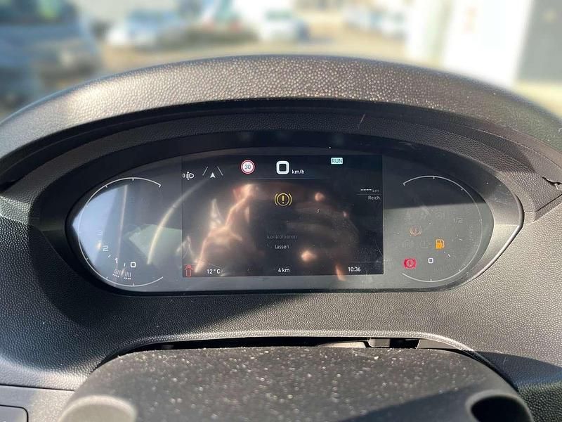 Gebraucht Opel Movano 140 PS (102 kW) 2024 Casablanca weiss Van