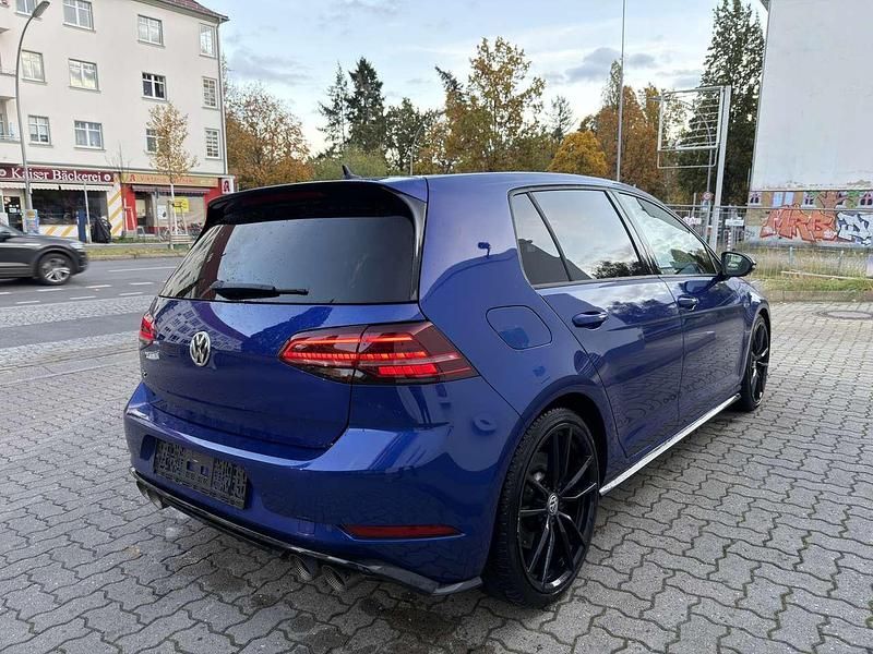 Gebraucht VW Golf VII R 300 PS (220 kW) 2019 Blau Kleinwagen