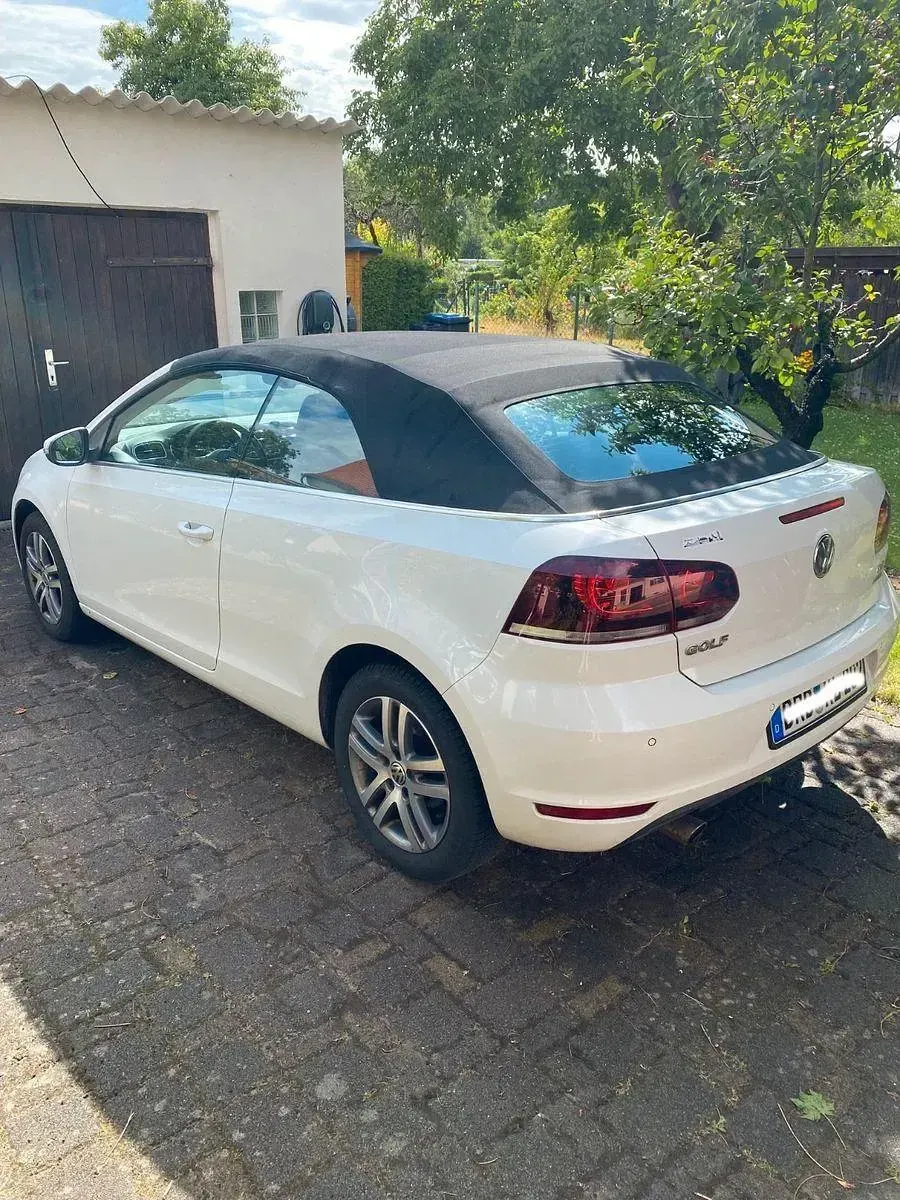 Gebraucht VW Golf Cabriolet 105 PS (77 kW) 2013 Weiß Cabrio