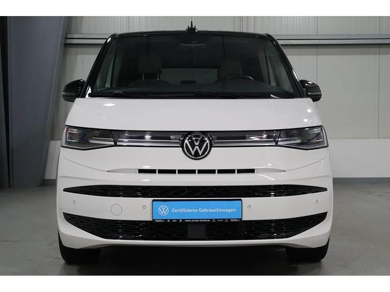 Second-hand VW Multivan Edition 150 CP (110 kW) 2025 Monovolum