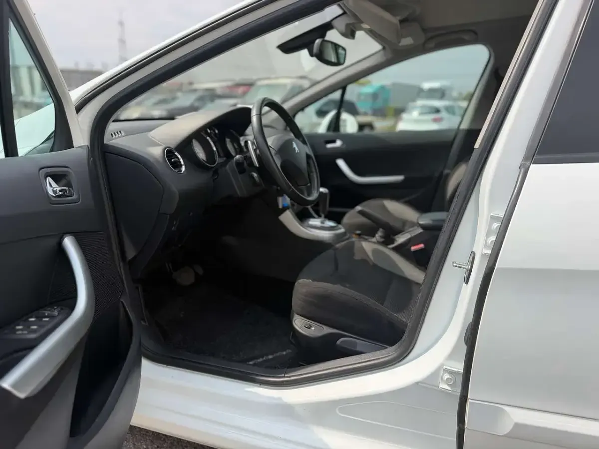 Gebraucht Peugeot 308 Sport 109 PS (80 kW) 2008 Lack weiss banquise Kleinwagen