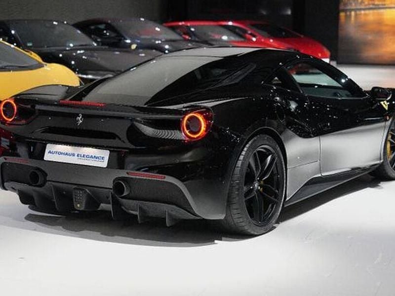 Gebraucht Ferrari 488 670 PS (492 kW) 2017 Schwarz Coupé
