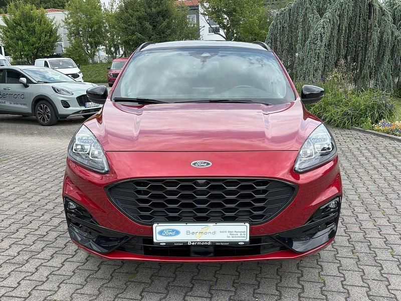 Gebraucht Ford Kuga ST-Line X 152 PS (111 kW) 2023 Lucidrot metallic SUV