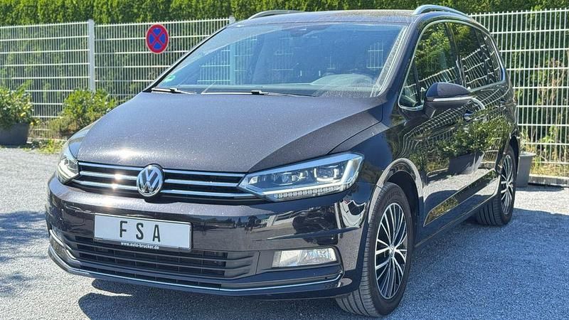 Gebraucht 2016 VW Touran Highline Van / Kleinbus | 14.999 € (Superpreis) - Bild 1/4