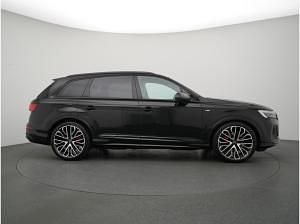Neu Audi Q7 Business 286 PS (210 kW) 2026 Schwarz (mythosschwarz metallic) SUV