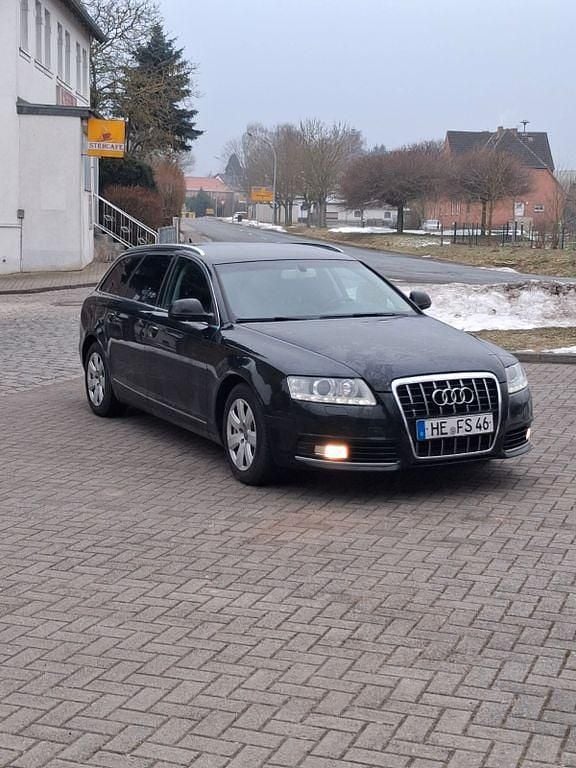 Gebraucht Audi A6 Ambiente 170 PS (125 kW) 2010 Schwarz Kombi