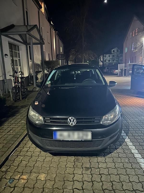 Gebraucht VW Polo 75 PS (55 kW) 2014 Schwarz Kleinwagen