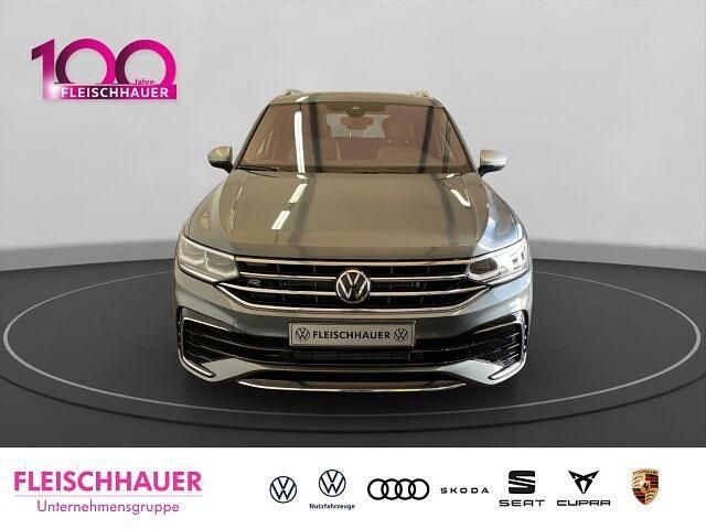 Gebraucht VW Tiguan Allspace R-line 150 PS (110 kW) 2023 Grau SUV