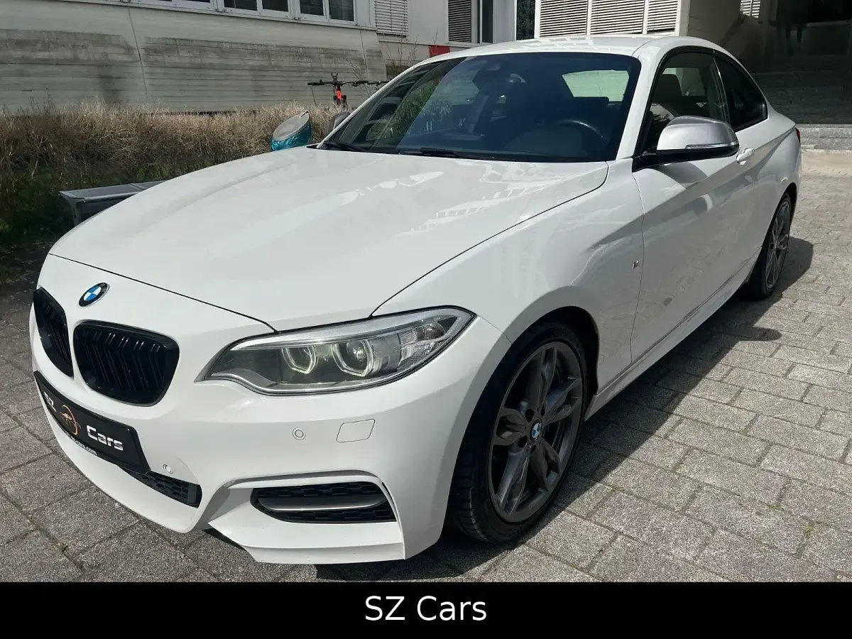 Gebraucht BMW M235 Comfort Edition 326 PS (239 kW) 2014 Weiß Coupé