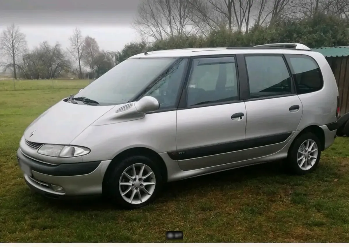 Gebraucht Renault Espace 140 PS (102 kW) 2000 Silber Van / Kleinbus