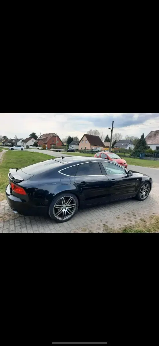 Gebraucht Audi A7 S-Line 204 PS (150 kW) 2012 Schwarz Kleinwagen