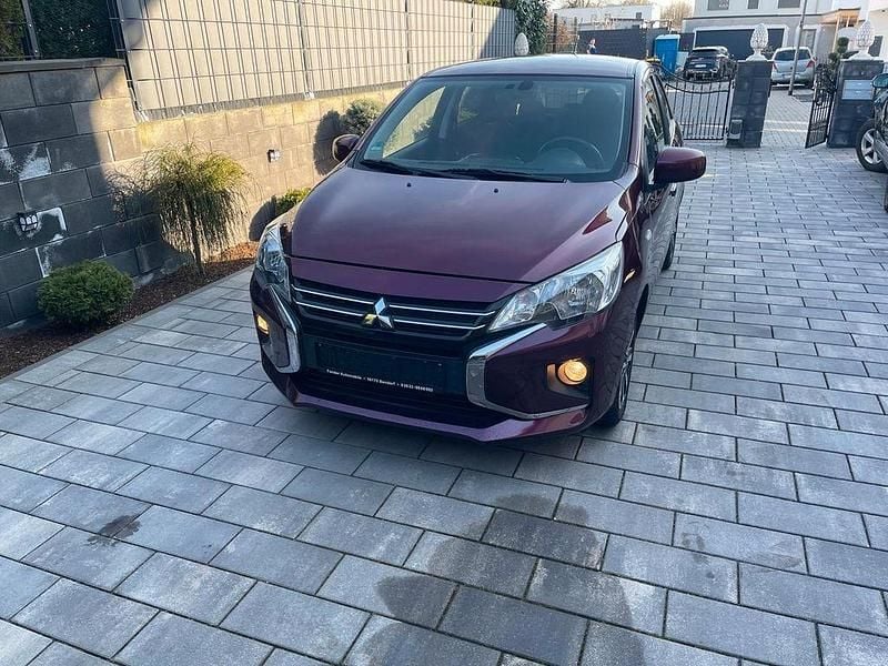 Gebraucht Mitsubishi Space Star Select+ 71 PS (52 kW) 2022 Braun Kleinwagen