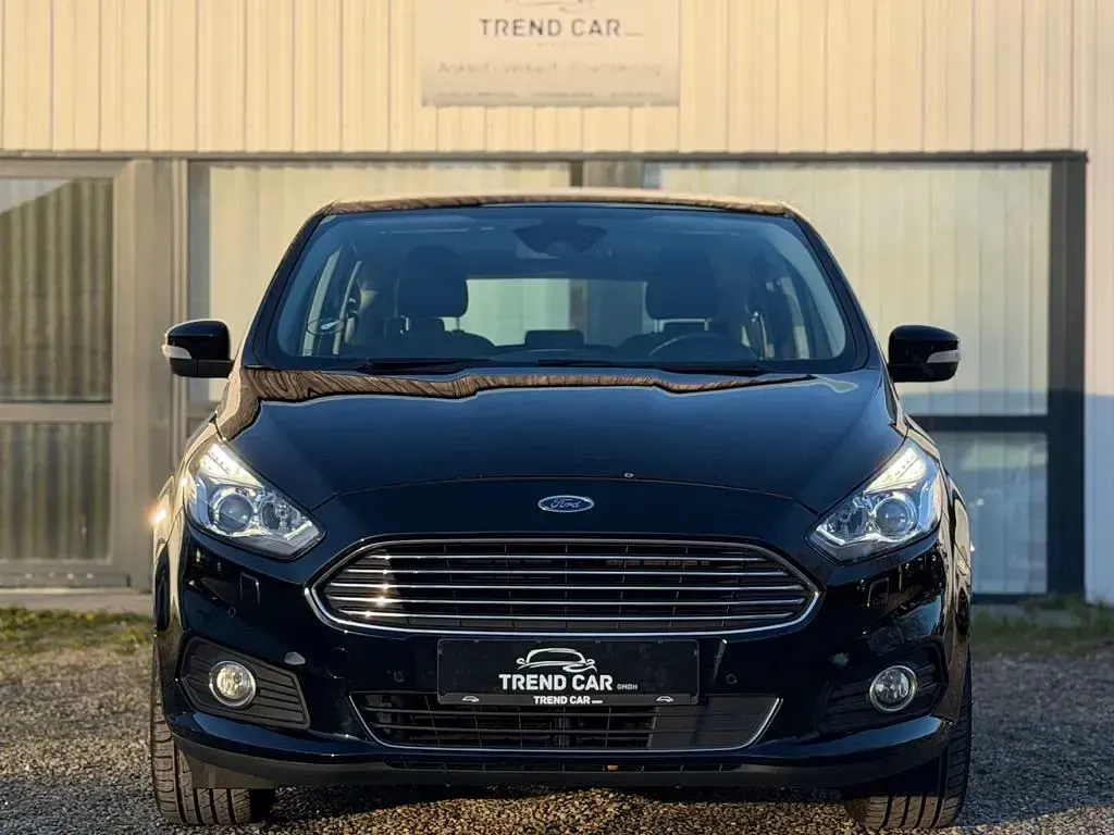 Occasion Ford S-MAX Ambiente 160 ch (117 kW) 2018 Noir Monospace