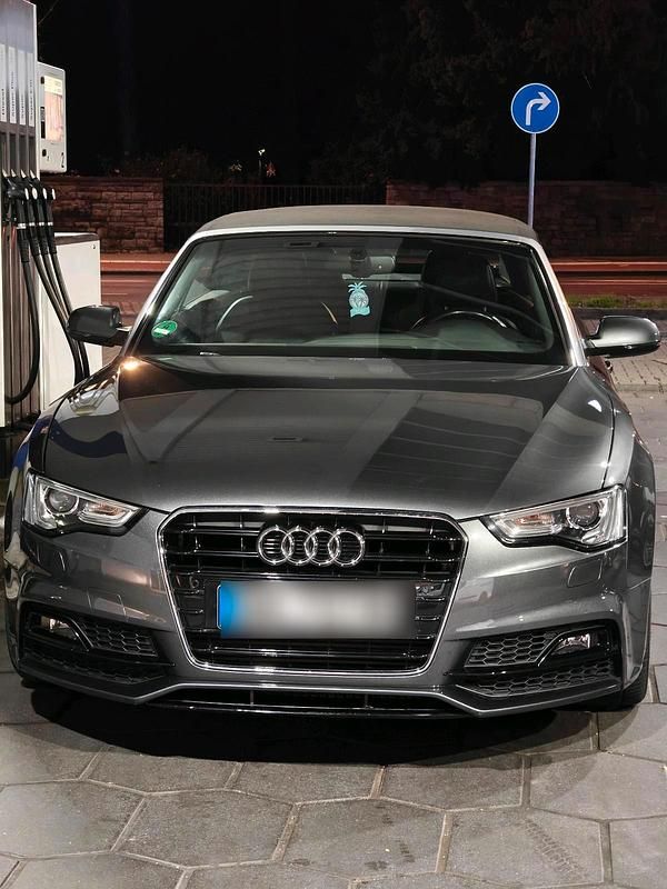 Grau Gebraucht 2015 Audi A5 Cabriolet S-line plus Cabrio | 21.499 € (Etwas zu teuer) - Bild 1/4