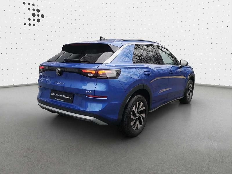 Neu VW T-Roc Life 116 PS (85 kW) 2026 Celestial blue metallic SUV