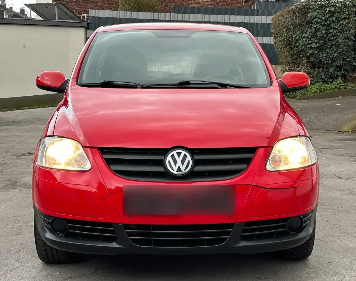 Second-hand VW Fox 58 CP (42 kW) 2009 Roșu Hatchback
