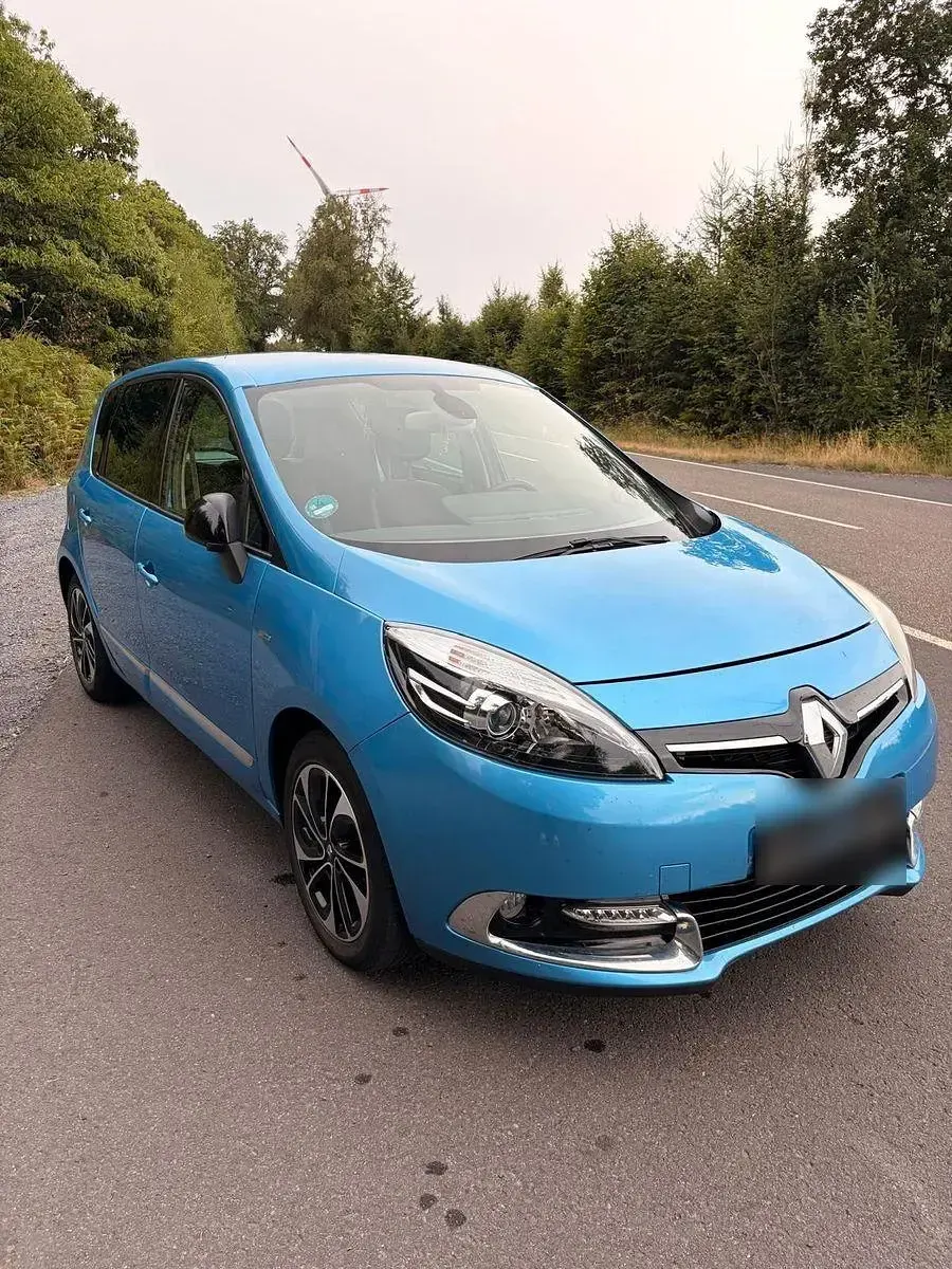 Gebraucht Renault Grand Scénic III Bose Edition 131 PS (96 kW) 2014 Braun Van / Kleinbus