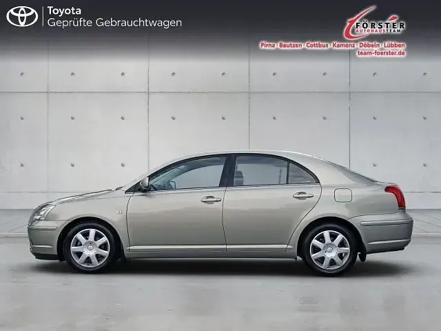 Gebraucht Toyota Avensis Sol 129 PS (94 kW) 2006 Silber Limousine