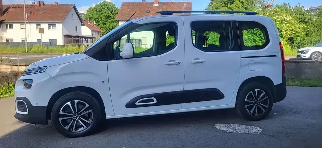 Gebraucht Citroën Berlingo Feel 131 PS (96 kW) 2018 Weiß Van / Kleinbus