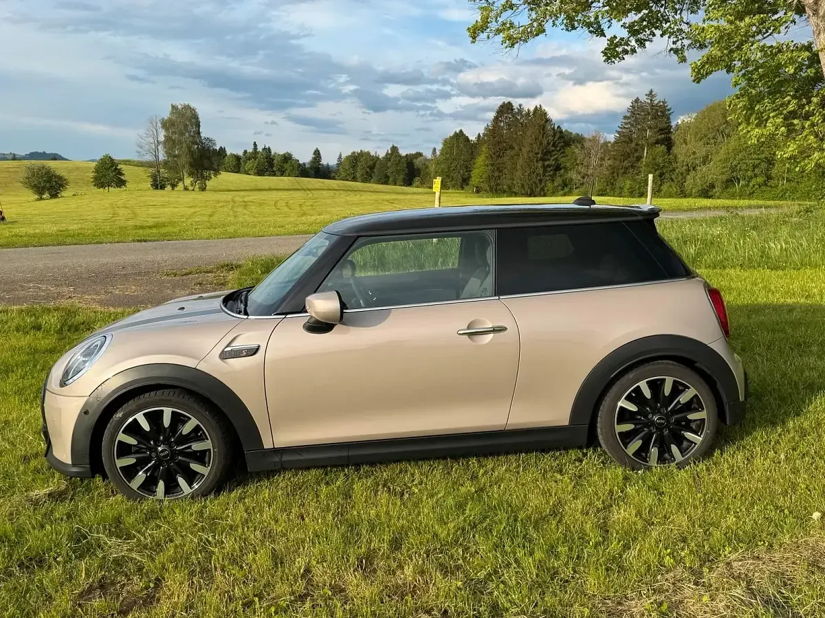 Gebraucht Mini Cooper S Sport 178 PS (130 kW) 2023 Grau Kleinwagen