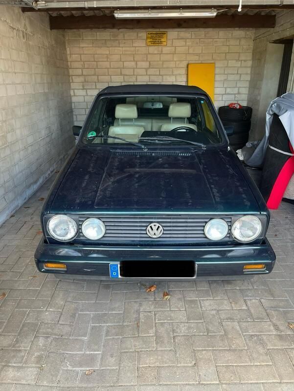 Grün Gebraucht 1992 VW Golf Cabriolet Classicline Cabrio | 13.995 € - Bild 1/4