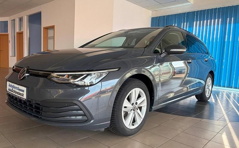 Gebraucht VW Golf VII Life 150 PS (110 kW) 2021 Kleinwagen