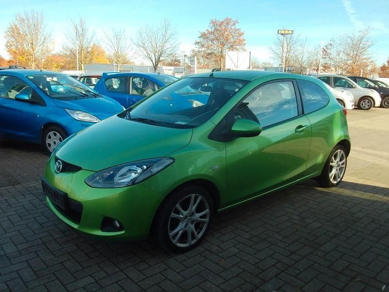 Gebraucht Mazda 2 Inclusive 86 PS (63 kW) 2008 Grün Kleinwagen