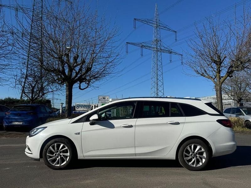 Gebraucht Opel Astra 125 PS (91 kW) 2017 Weiß Kombi