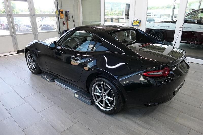 Neu Mazda MX5 Exclusive 132 PS (97 kW) 2026 Schwarz Cabrio