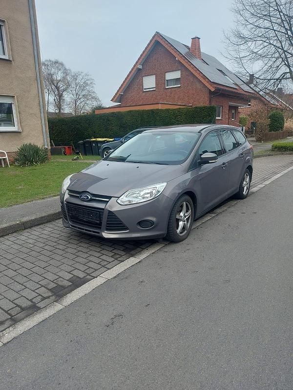 Second-hand Ford Focus 115 CP (84 kW) 2012 Gri Break
