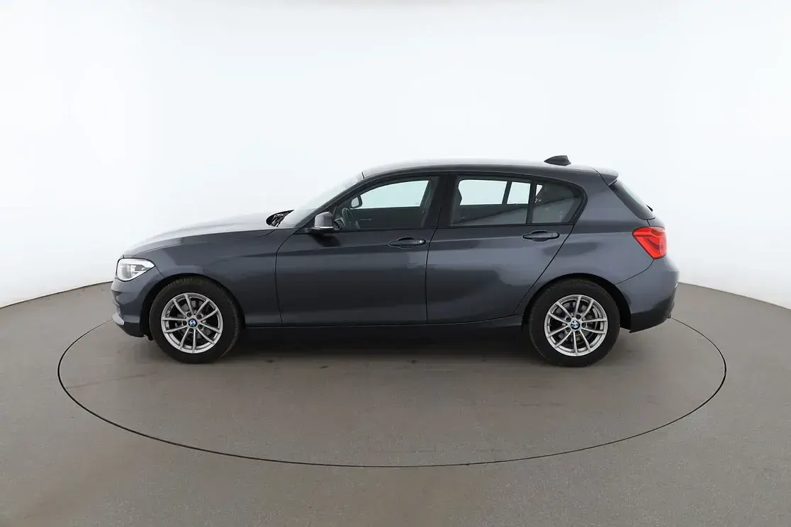 Gebraucht BMW 118 Advantage 136 PS (100 kW) 2019 Grau Limousine