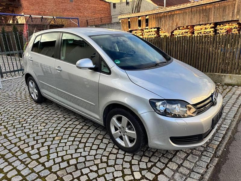 Gebraucht VW Golf Plus Cross 122 PS (89 kW) 2011 Van / Kleinbus