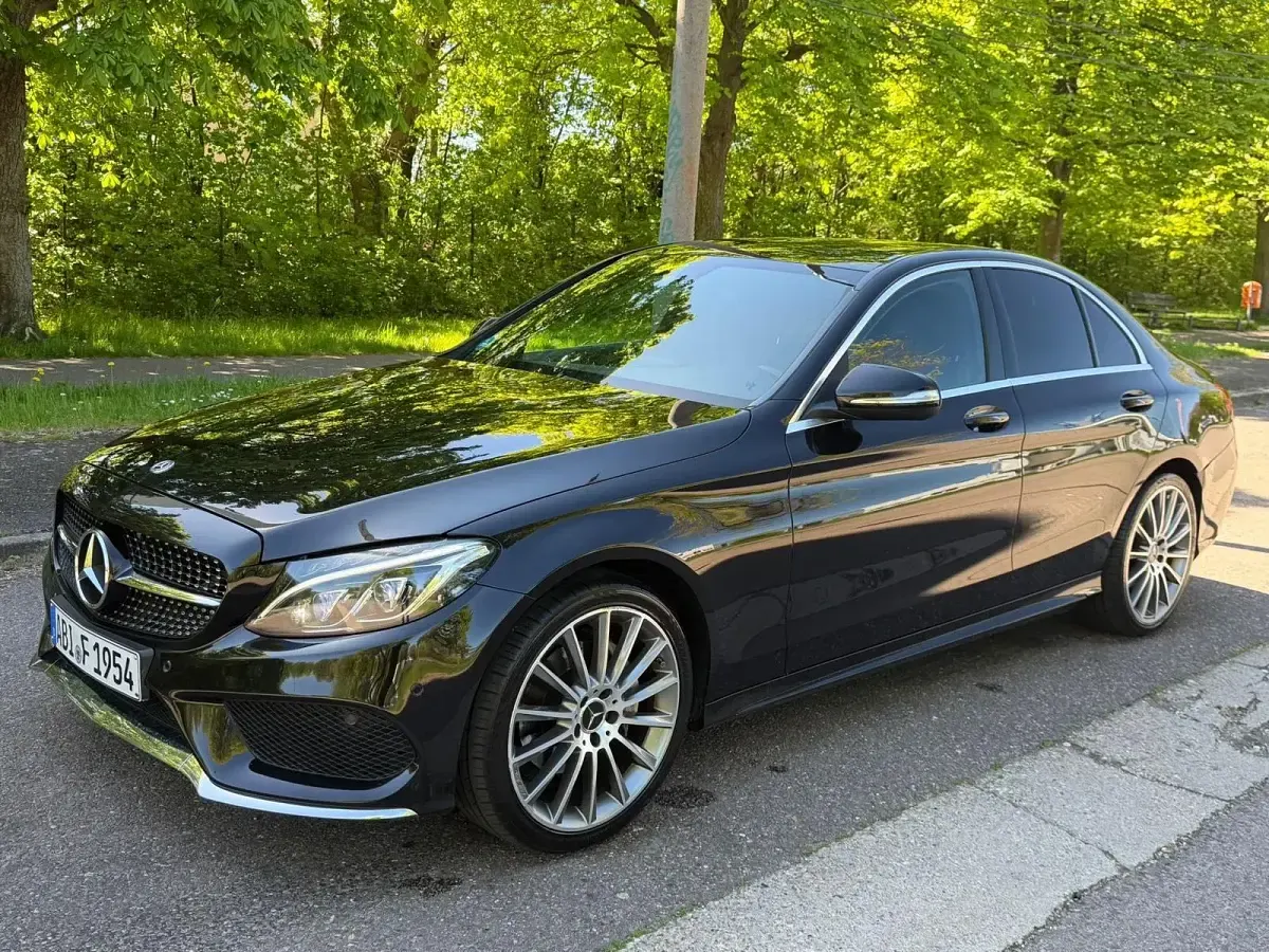 Gebraucht Mercedes C200 184 PS (135 kW) 2014 Schwarz Limousine