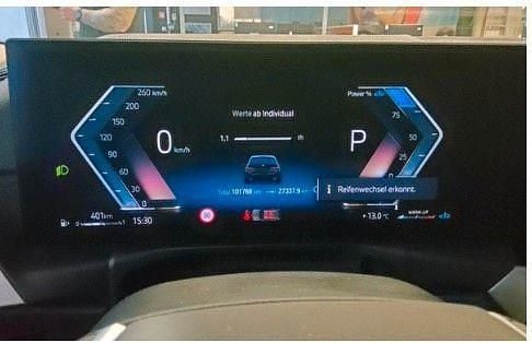 Schwarz Gebraucht 2022 BMW 320 Performance Limousine | 26.897 € (Superpreis) - Bild 1/4