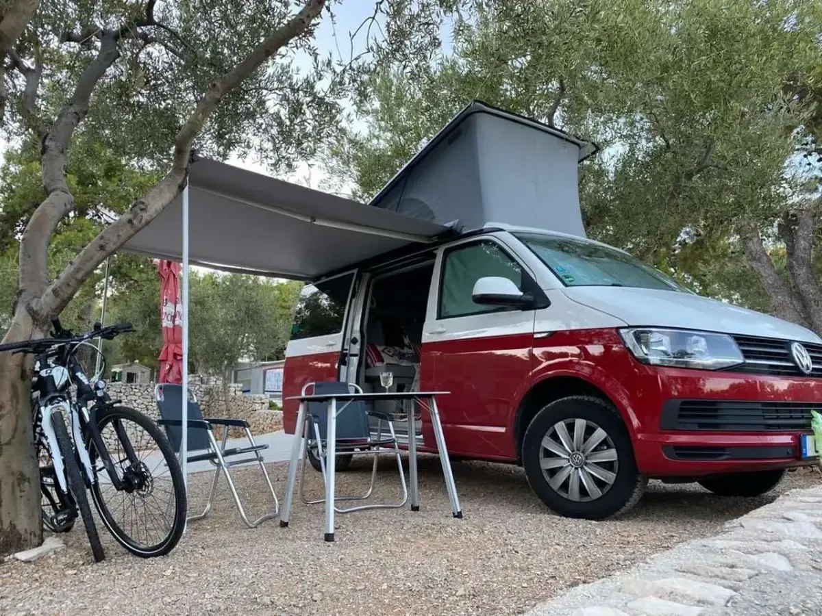 Gebraucht VW T6 Coast 150 PS (110 kW) 2019 Van