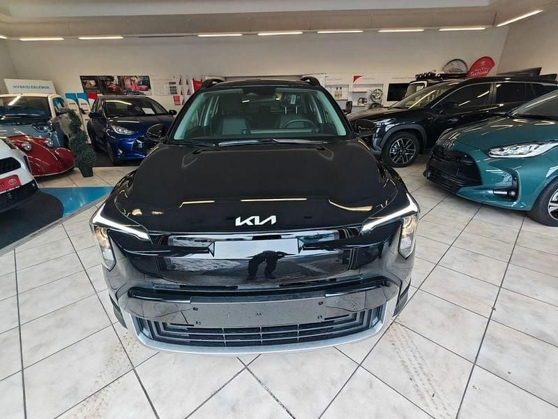 Schwarz Neu 2026 Kia Stonic Vision SUV | 21.500 € (Superpreis) - Bild 1/4