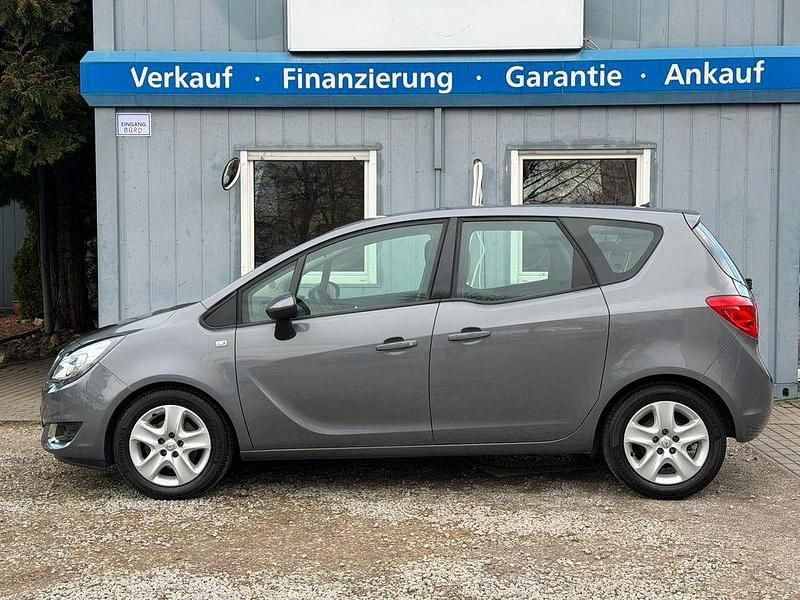 Gebraucht Opel Meriva Edition 120 PS (88 kW) 2016 Grau Van / Kleinbus