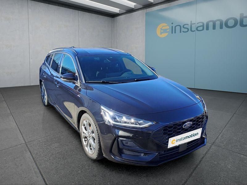 Gebraucht Ford Focus ST-Line X 155 PS (114 kW) 2024 Schwarz Kombi