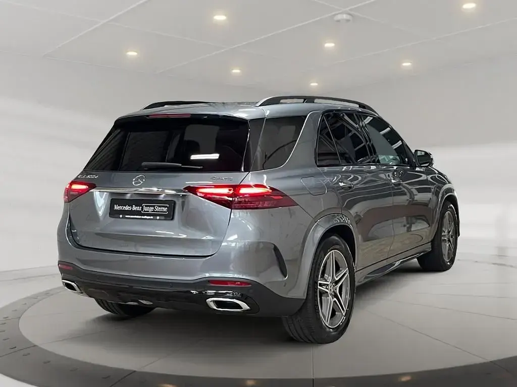 Gebraucht Mercedes GLE300 AMG 269 PS (197 kW) 2025 Metalliclack selenitgrau SUV
