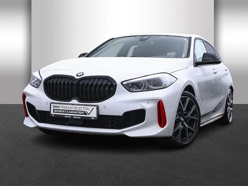 Gebraucht BMW 128 Sport Line 265 PS (194 kW) 2023 Schwarz Limousine
