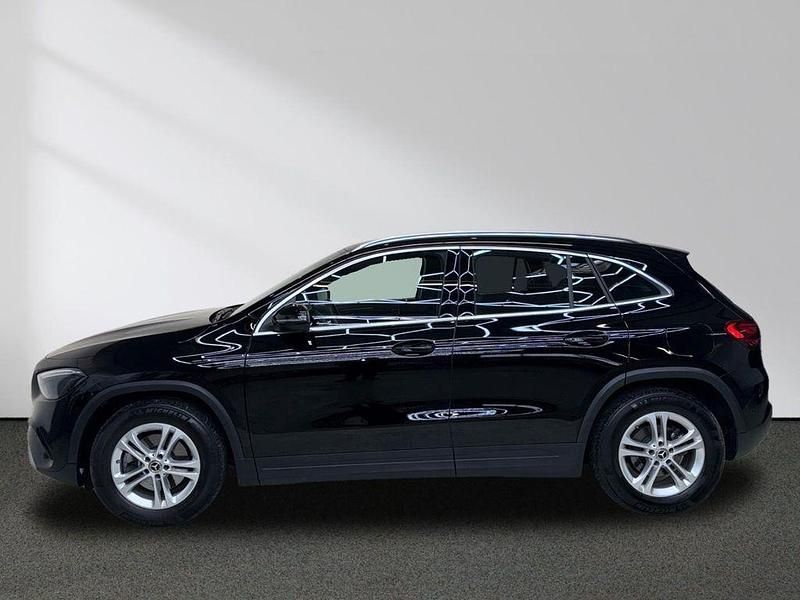 Usata Mercedes GLA200 163 CV (119 kW) 2023 Nero SUV