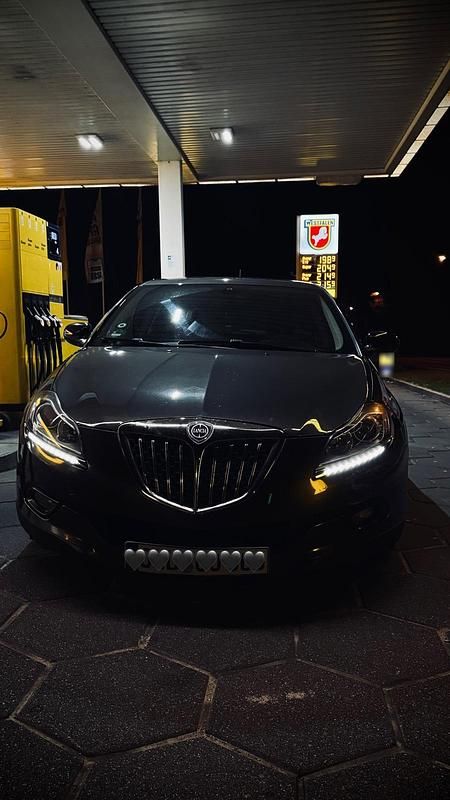 Gebraucht Lancia Ypsilon 136 PS (100 kW) 2010 Andere farben Kleinwagen