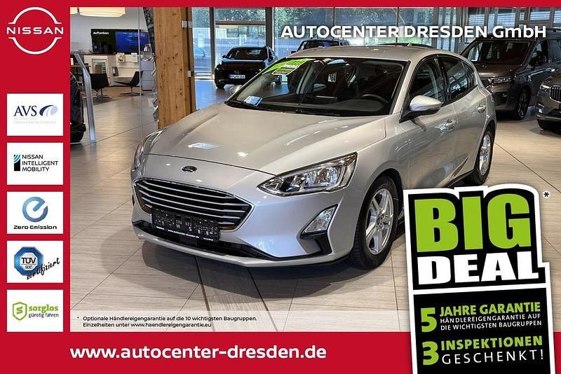 Silber Gebraucht 2018 Ford Focus Cool & Connect Limousine | 12.980 € (Guter Preis) - Bild 1/4