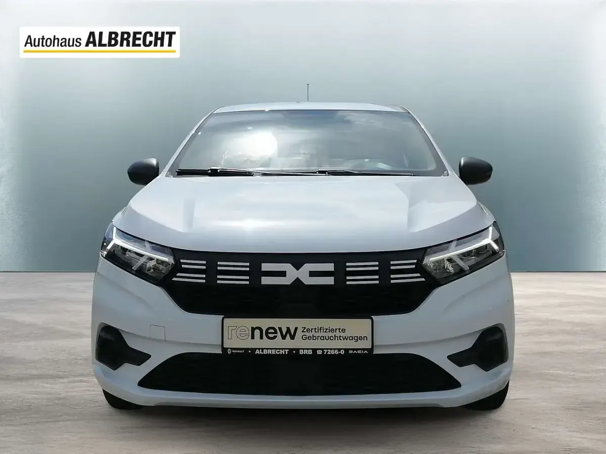 Gebraucht Dacia Sandero Essentiel 101 PS (74 kW) 2023 Gletscherweiss Limousine
